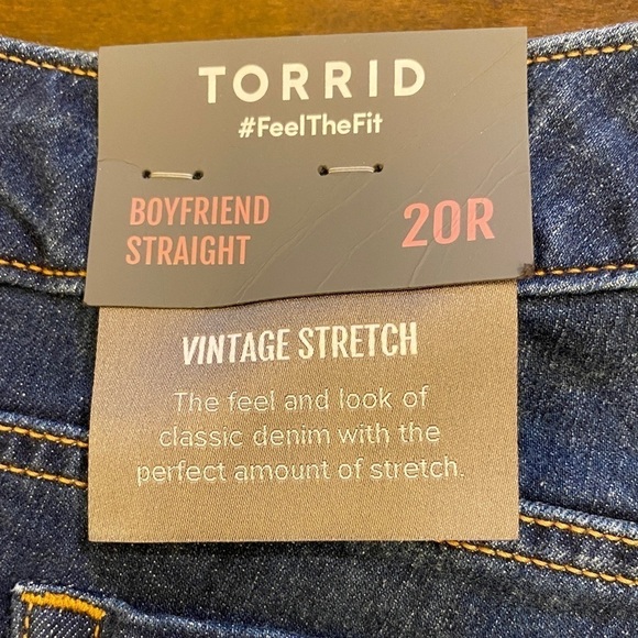 Torrid 20 NWT Boyfriend Straight Jeans Mid Rise Womens Stretch New With Tags - Picture 9 of 16